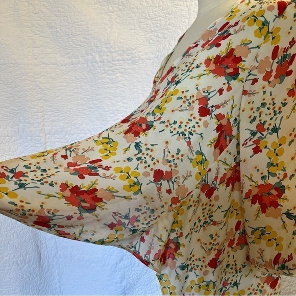 Zara Basic Womens Cream Floral 3/4 Sleeve Blouse, Size Large - Picture 6 of 12